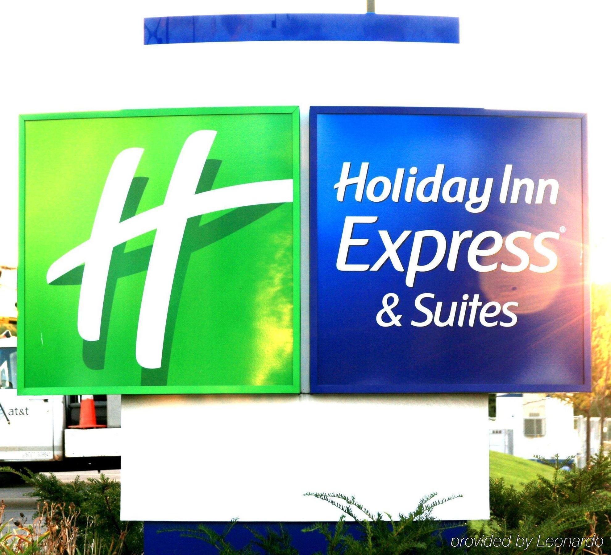 Austintown Holiday Inn Express & Suites Youngstown West I 80, An Ihg Hotel מראה חיצוני תמונה